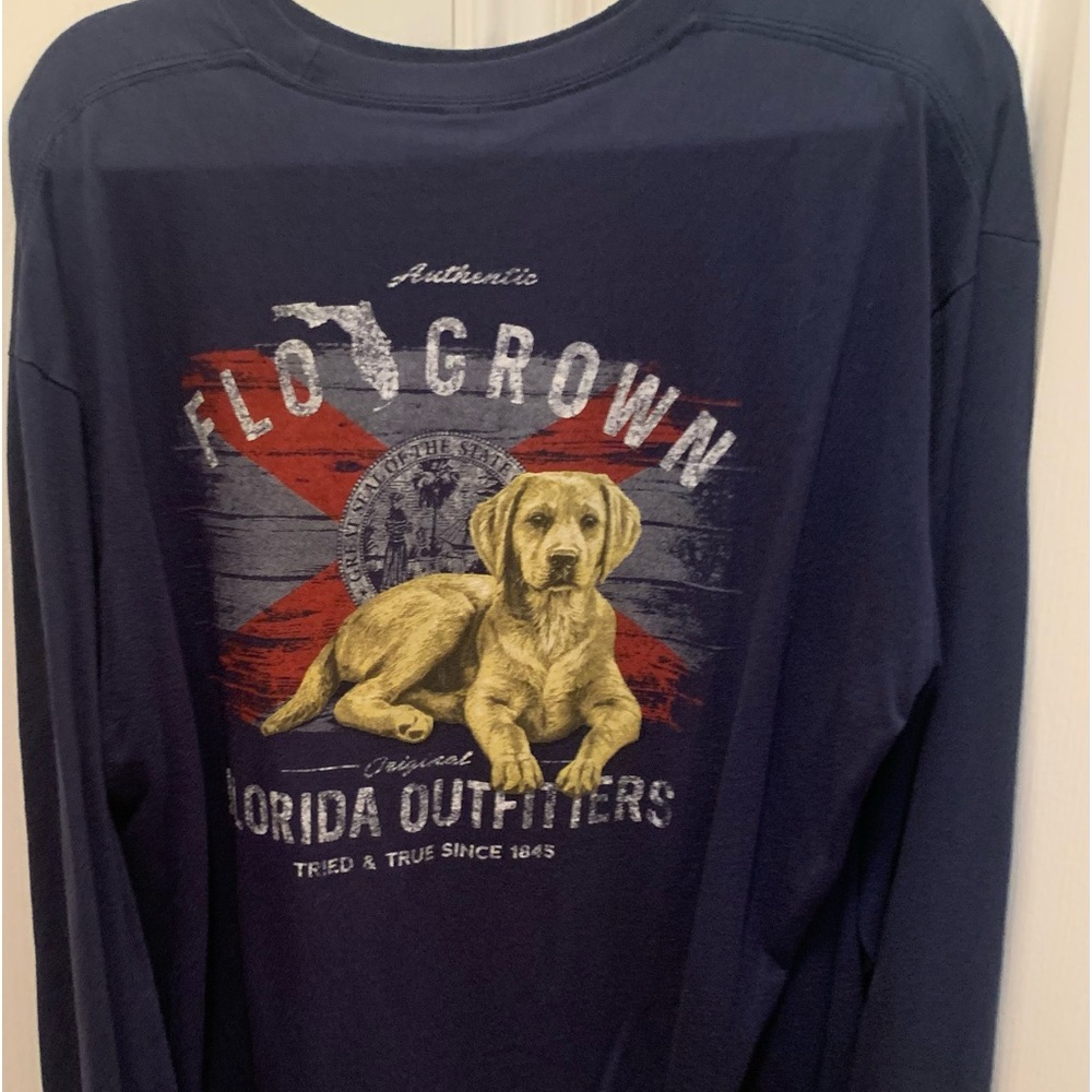 Flo grown long sleeve shirt in great shape xxl.